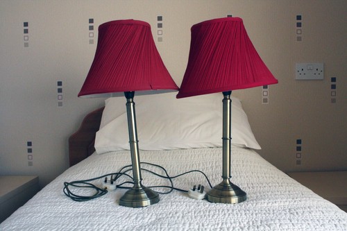 Homebase bedside metal base - 2,