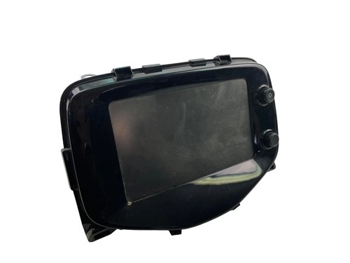 Toyota aygo sat nav - b4,