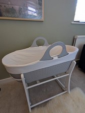 Tommee Tippee Sleepee Cot And Stand