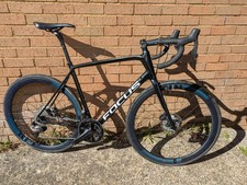 Focus Paralane carbon road bike, size L – Ultegra Di2 12 speed, fulcrum carbon