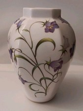 SPODE Hexagonal Vase - Campanular  Y8283-F Design. 15cm Tall