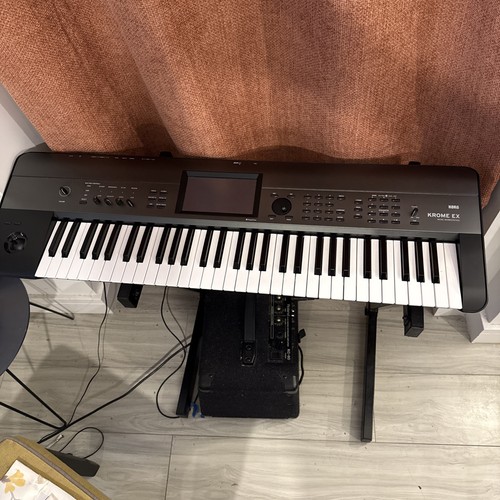 Korg krome key synthesizer - krome, 61-key