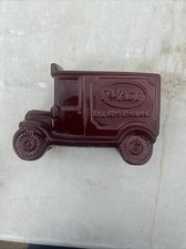 Wade Delivery Van Money Box w. Stopper. Maroon Ceramic. Few signs of use. Lovely