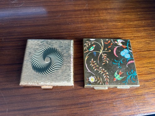 Vintage powder compacts - 2,