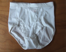 Ladies/Girls size 8 medium control knickers panty girdle lace inserts White