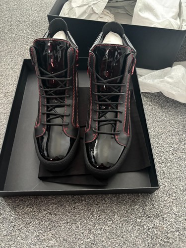 Giuseppe zanotti kriss - giuseppe,