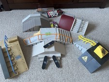 Tech Deck Skateboard Bundle