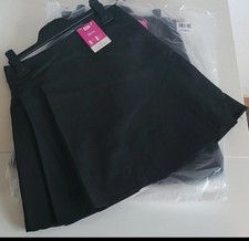 5 x Girls' Black Pleated