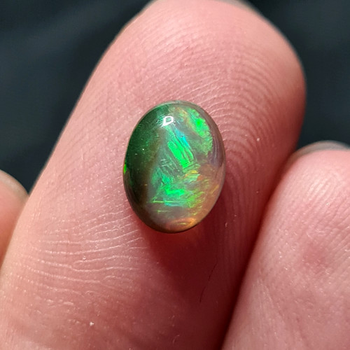 Ethiopian opal 10ct oval - -, 1.10ct