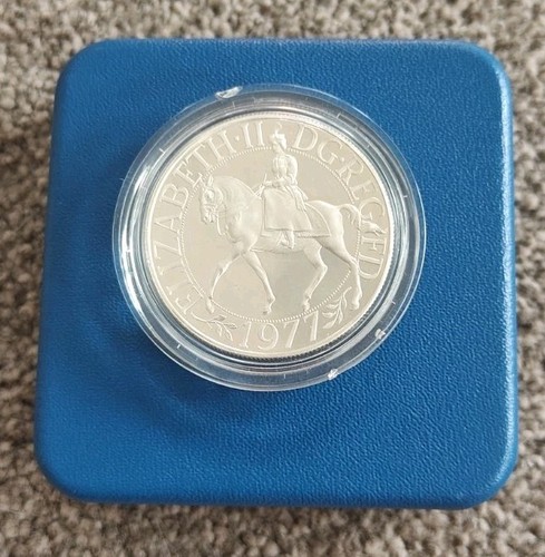 1977 silver jubilee - silver,