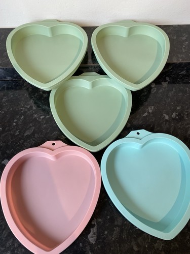 Five heart silicone cake - five,