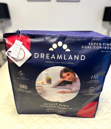 Dreamland hunker down - dreamland,
