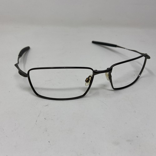 Oakley square whisker pewter - square,