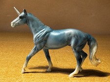 Breyer Stablemates Blue