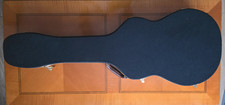 Guitar hard case for LP single