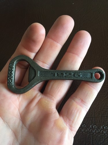 Cerveza corona bottle opener - cerveza,