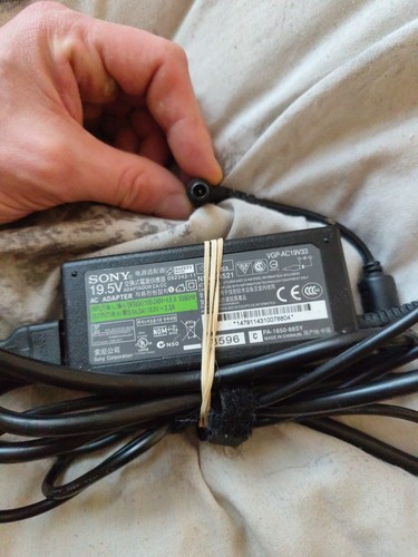 Sony vgp ac19v33 65w - sony, ac