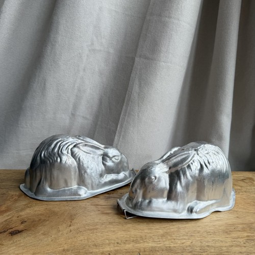 Vintage aluminium rabbit jelly - aluminium,