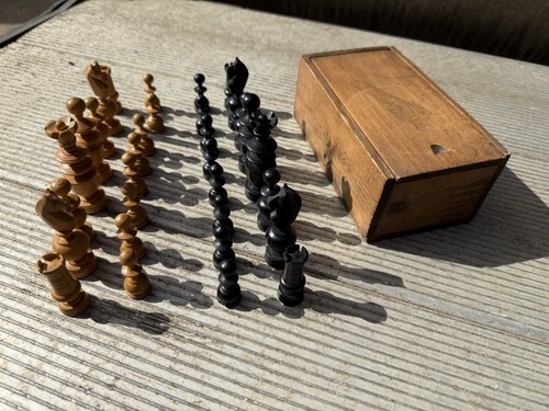 Antique boxwood george - st,