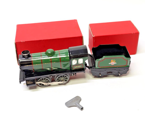 Hornby gauge clockwork green - o,