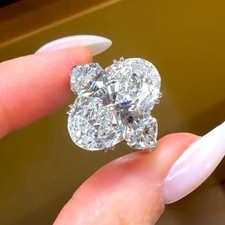 9ct Oval Lab Grown Diamond