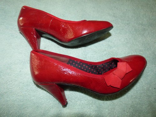 Lovely red patent - red, heels