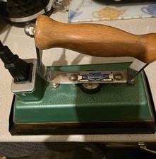 Dowsing Snooker Table Iron