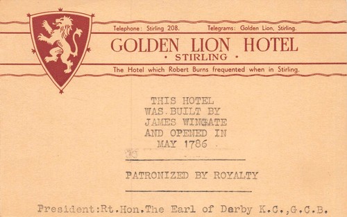 The golden lion - golden,