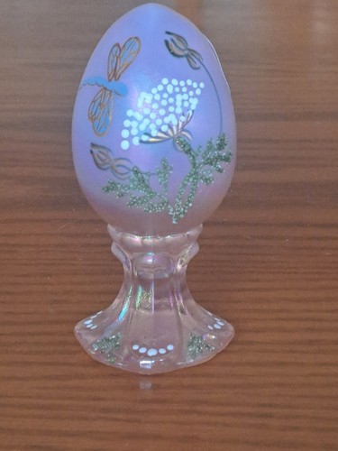 Fenton glass egg flowers - fenton,