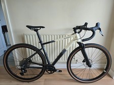 Boardman TRVL 8.9 2025 Gravel