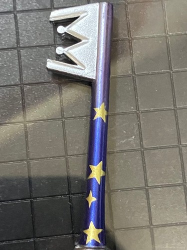 Kingdom hearts keyblade crown - kingdom,