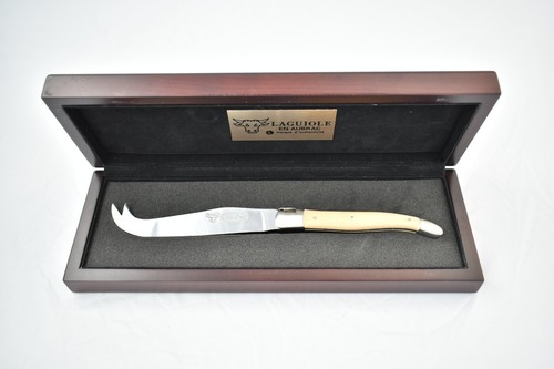 Laguiole aubrac cheese - en,