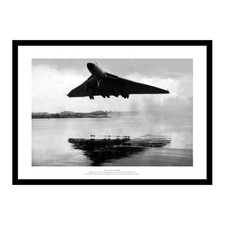 Avro Vulcan Bomber Taking Off