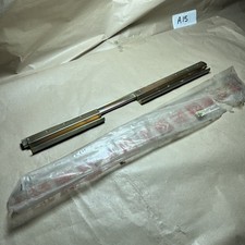 PEUGEOT 205 GTI / CITROEN BX WINDOW RUNNER NOS OE GENUINE 