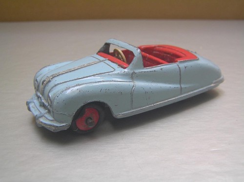 Dinky toys 106 austin - dinky, atlantic