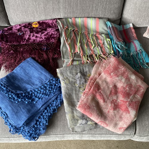 Job lot scarves good - lot,