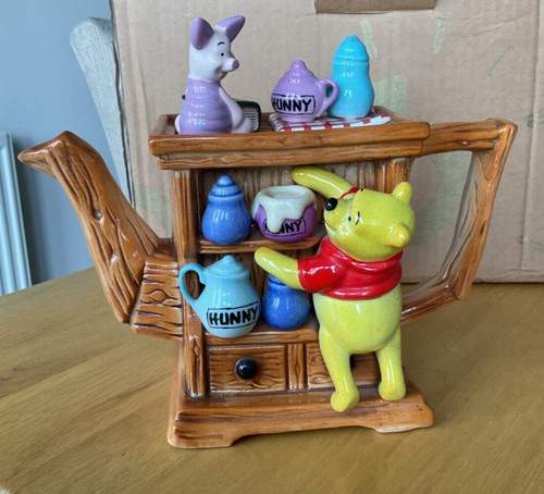 Boxed disney showcase winnie - boxed,