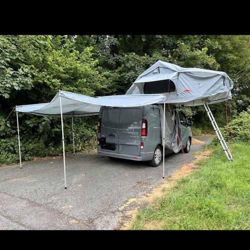 Ventura roof tents person - roof, 2/3