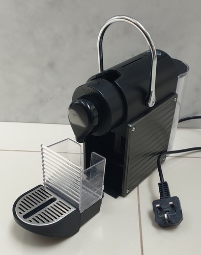 Nespresso pixie coffee machine - nespresso,