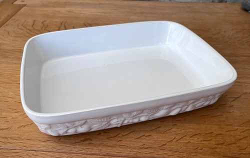 White fruit embossed - white,