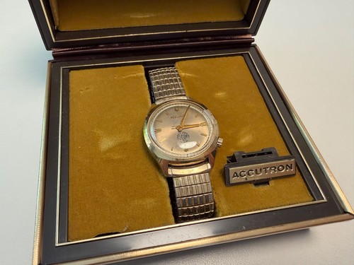 Bulova accutron men vintage - bulova,