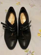 ladies black Pavers shoes size 5