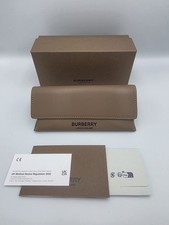 Burberry: Glasses Case -