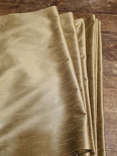 Stunning gold shiny - , plain