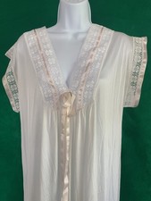 Vtg silky nylon lace - vtg,