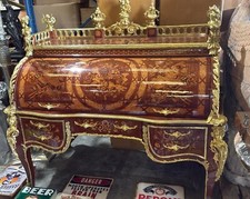 Bureau De Roi - French Roll