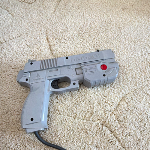 Namco guncon light gun - namco,