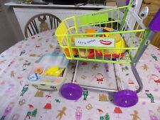 CASDON SHOPPING TROLLEY CHILDREN’S TOY  INCLUDES FOOD AND LUNCH BOX +WOODEN FOOD