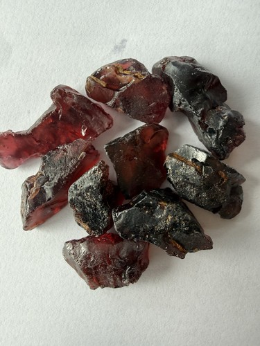 117 natural garnet - 117, ct