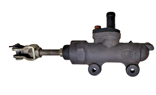Rear brake pump suzuki - rear,